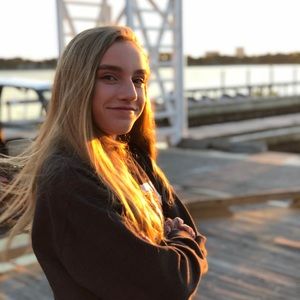 Meet your Posher, Lucy